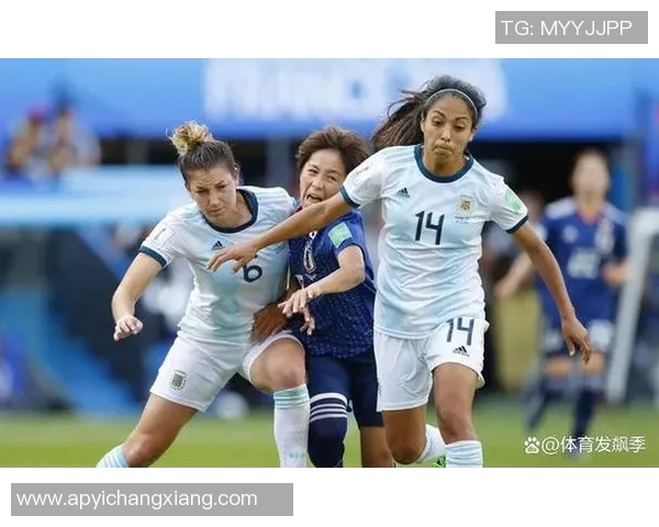 深圳网球队战术解析与提升策略探讨助力球队更进一步 深圳网球队战术解析与提升策略探讨助力球队更进一步